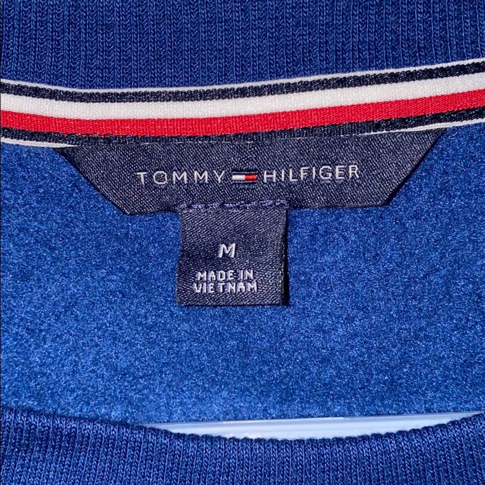 Crew neck - Picture 2 of 2